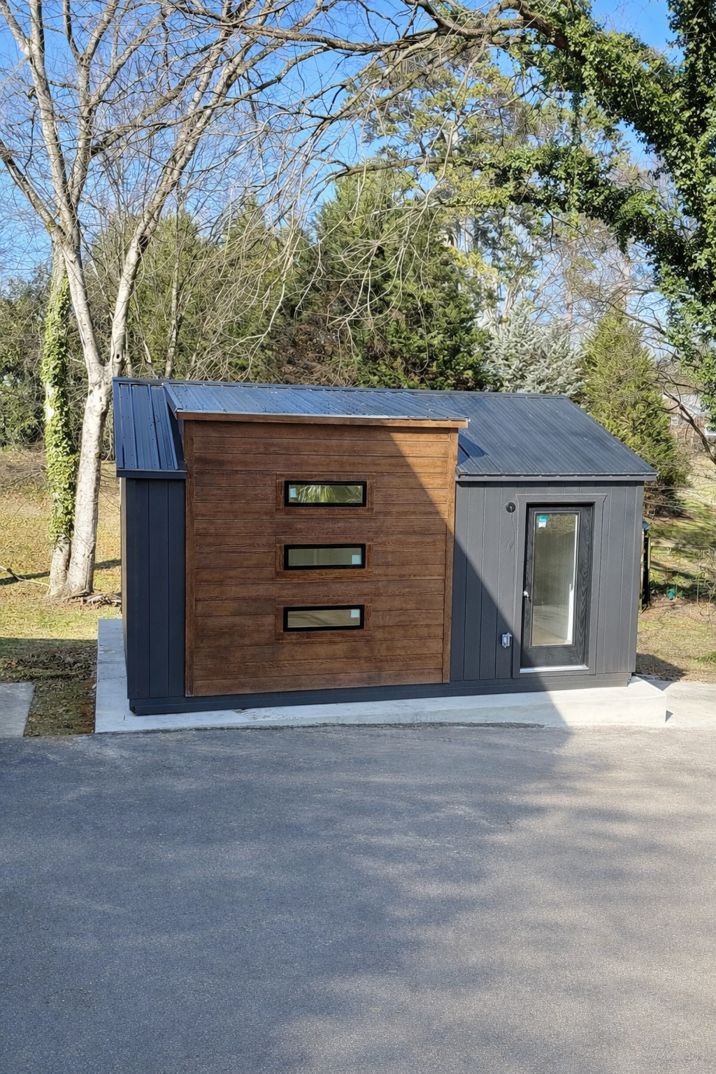 The Augusta Studio 16x20 - 4K